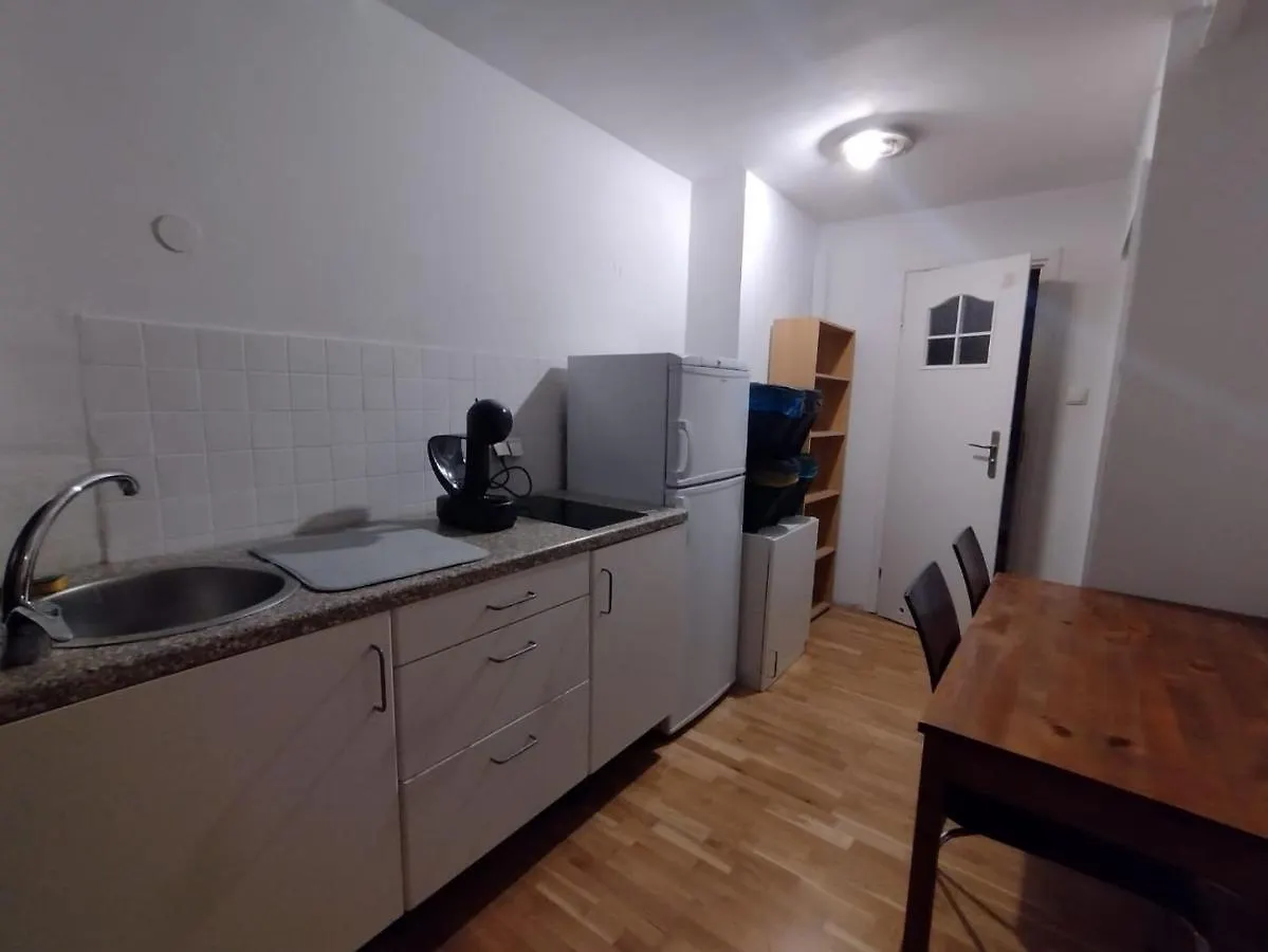 Quiet And Comfy Room In Kraków