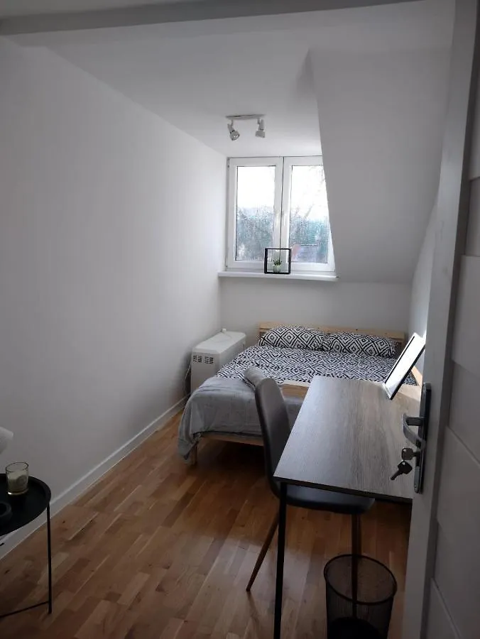 Quiet And Comfy Room In Kraków 0*,