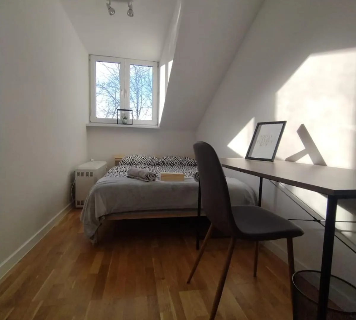 Quiet And Comfy Room In Kraków 0*,  Polska